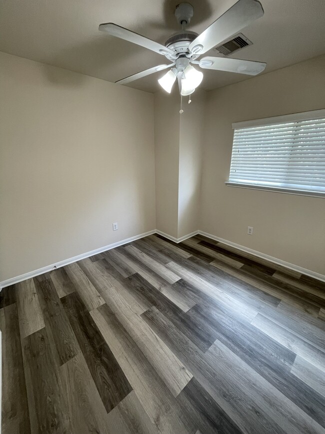 Building Photo - 1755 Nichole Woods Dr