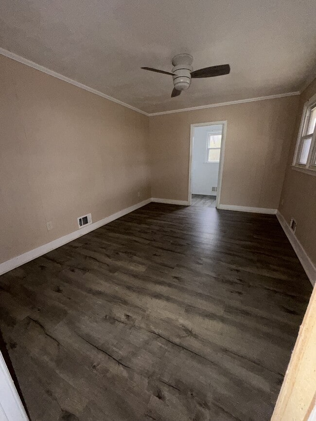 Building Photo - 1601 Macedonia Church Rd