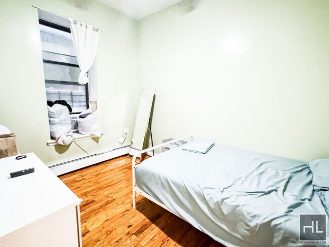 Building Photo - AMSTERDAM AVENUE