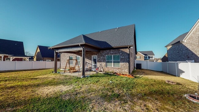 Building Photo - 317 Edgefield Ct