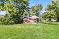 Building Photo - 2403 Falmouth Ave