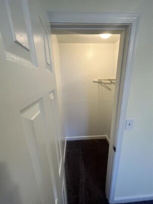 Building Photo - Cozy one bedroom, one bathroom condo available.