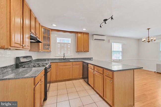 Building Photo - 4520 Middleton Ln