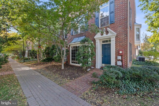 Primary Photo - 726 Catts Tavern Dr