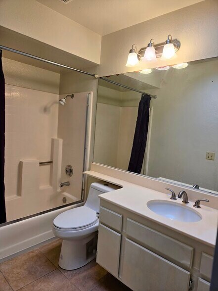 Building Photo - 12445 Salmon River Rd