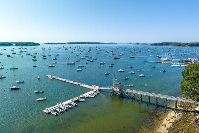 Building Photo - 239 Foreside Rd