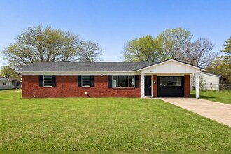 Building Photo - 3012 Gaines St