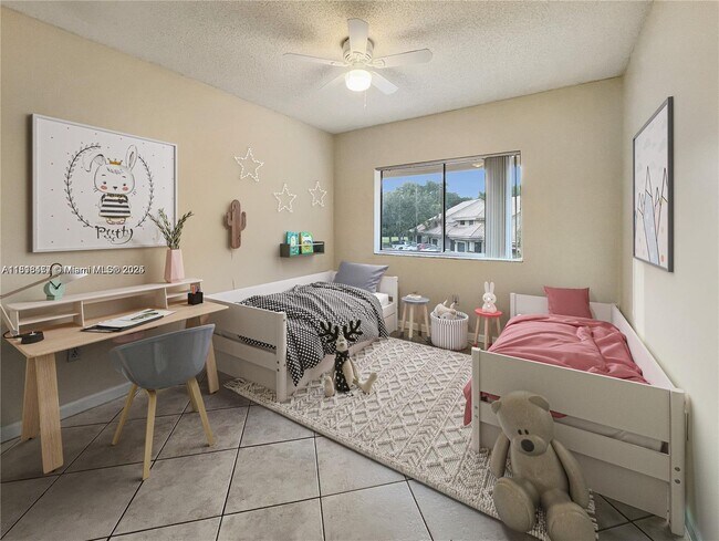 Building Photo - 16356 Malibu Dr