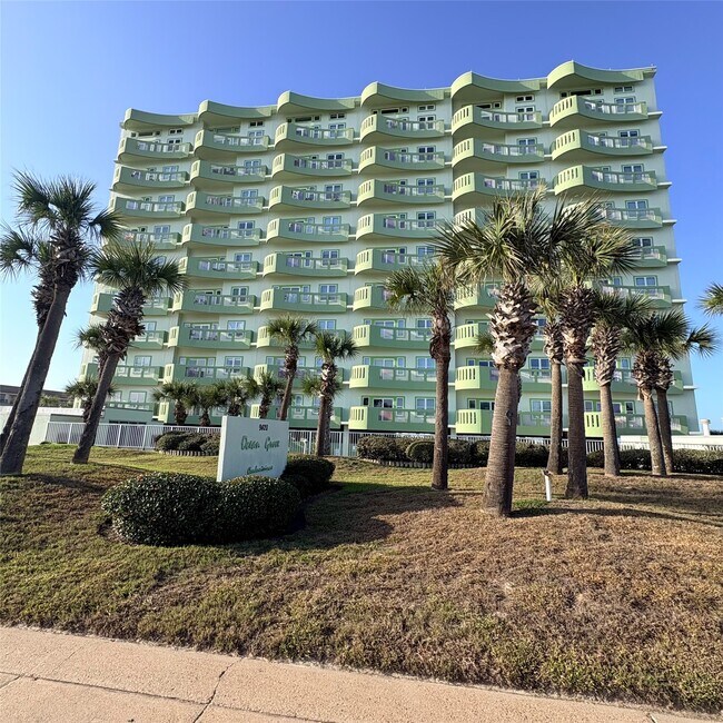 Building Photo - 9420 Seawall Blvd