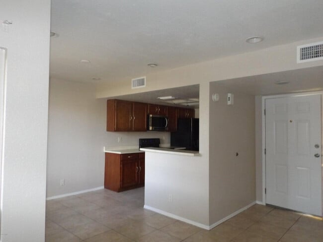 Building Photo - 7770 N 20th Ave