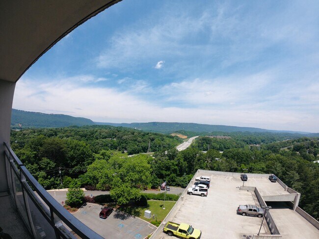 Primary Photo - 1131 Stringers Ridge Rd