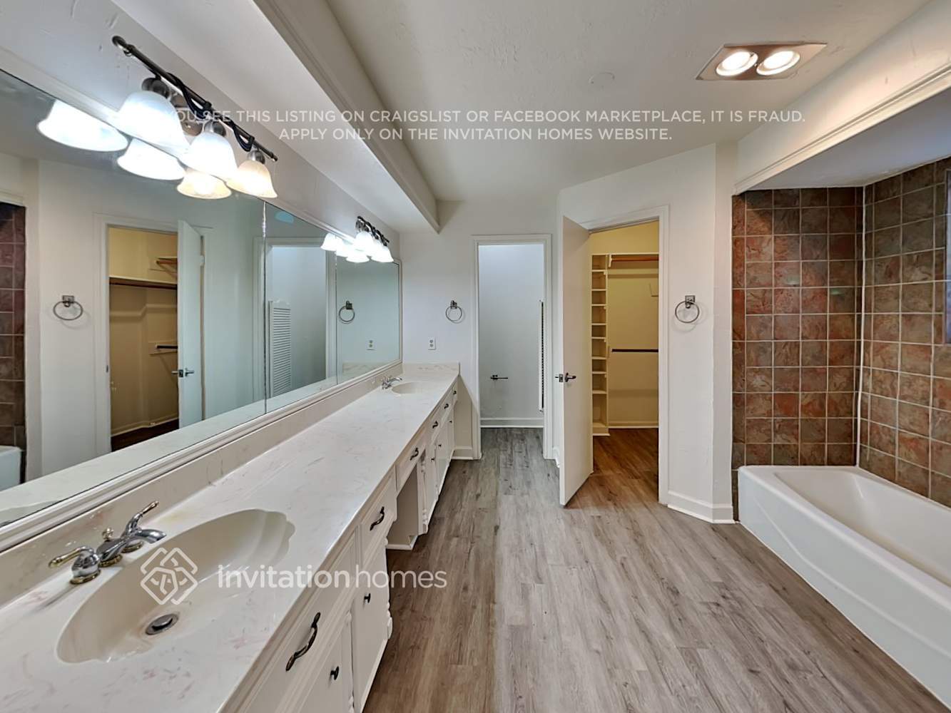 Building Photo - 3410 Hideaway Ln
