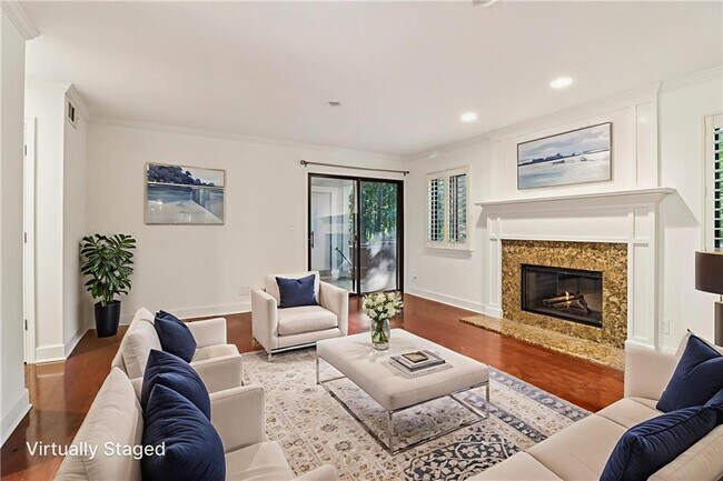 Primary Photo - 2930 Torreya Way SE