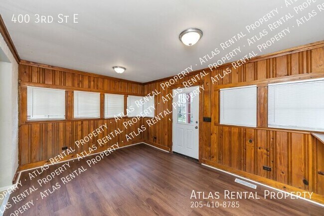 Building Photo - 400 3rd St E