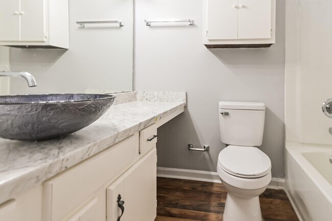 Building Photo - 4332 Thistleway Dr