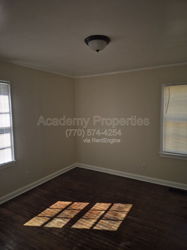 Building Photo - 2190 Jernigan Dr SE