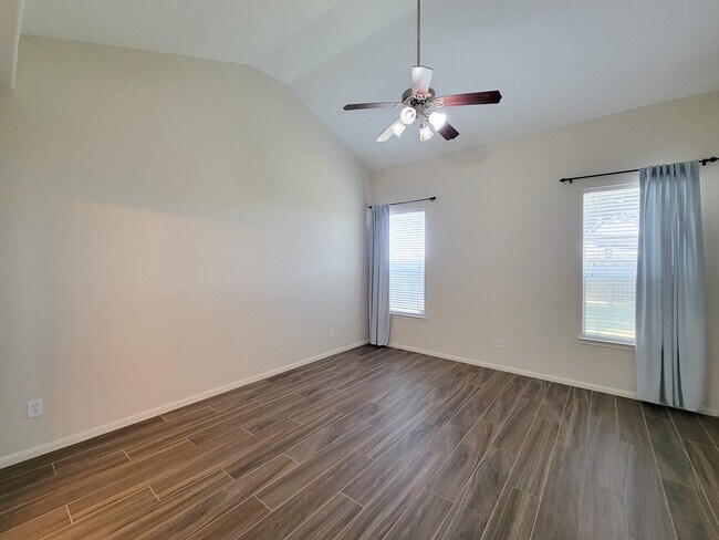 Building Photo - 6511 Canyon Mist Ln