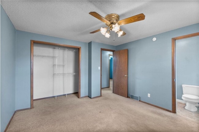 Building Photo - House in Cape