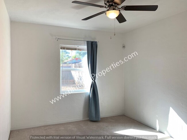 Building Photo - 1510 E Silver St
