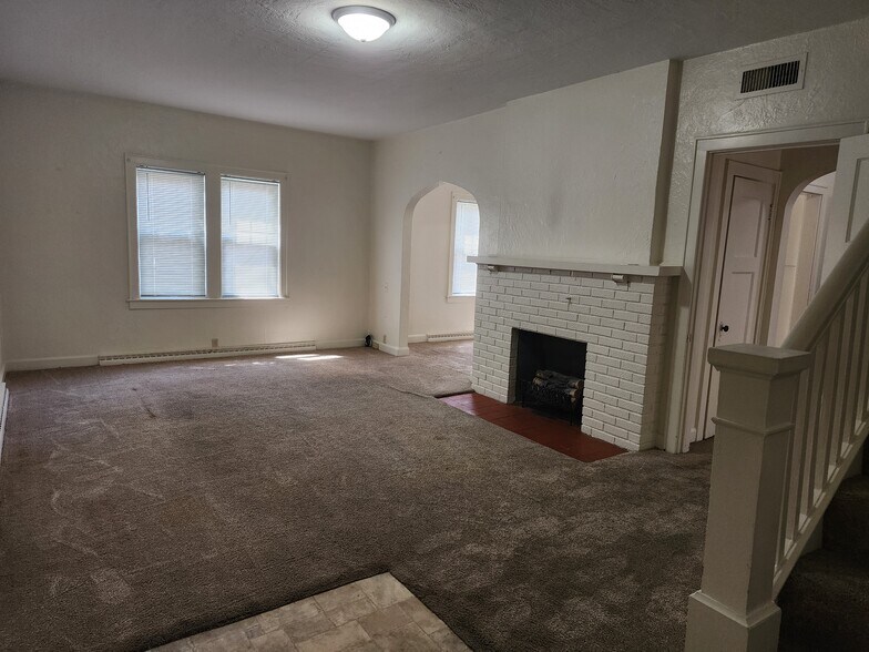 Building Photo - 541 South 12th Street