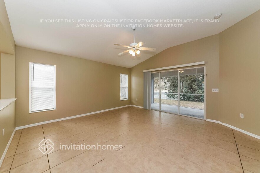 Building Photo - 11801 Acorn Woods Terrace