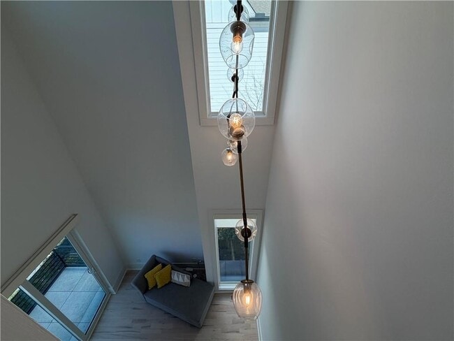 Building Photo - 2385 Nesbitt Dr NE