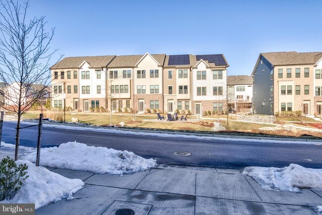 Building Photo - 3344 Watershed Blvd