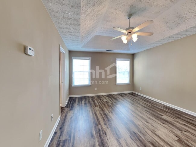 Building Photo - 2622 Lance Ridge Way NE