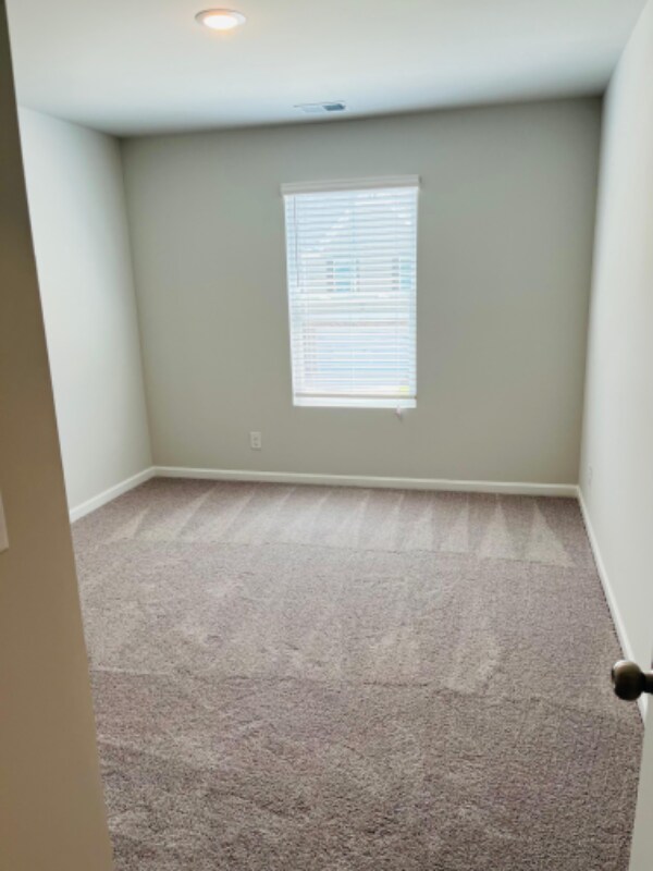 Building Photo - 11707 Chatham Dr