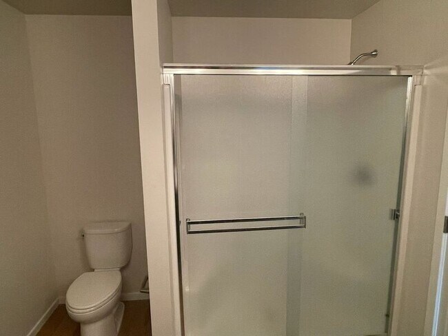 Building Photo - 5430 Remington Dr