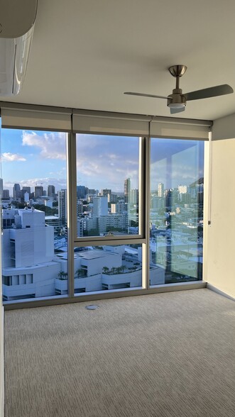 Building Photo - 1500 Rycroft St