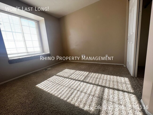 Building Photo - 460 E 3650 N