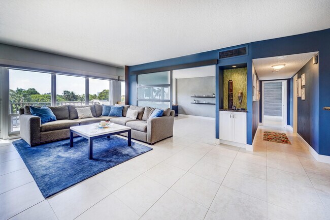 Building Photo - 2500 E Las Olas Blvd