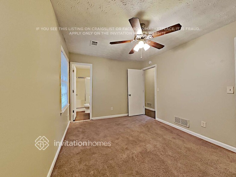 Building Photo - 6941 Lismore Dr