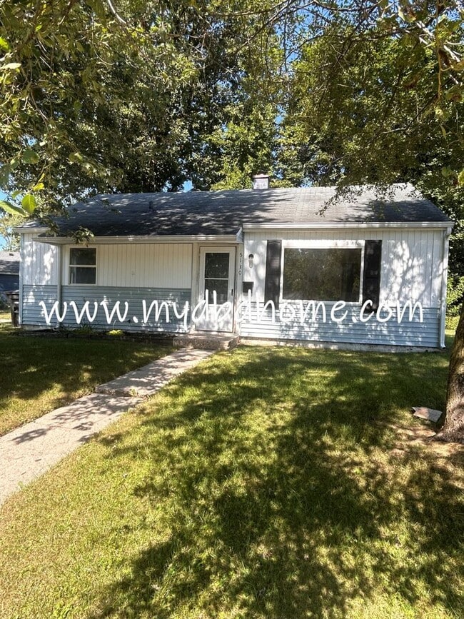 Primary Photo - 5130 Oliver St