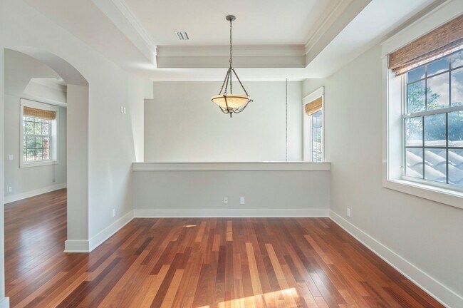 Building Photo - Gorgeous Regatta Bay 3 Bedroom Townhouse!