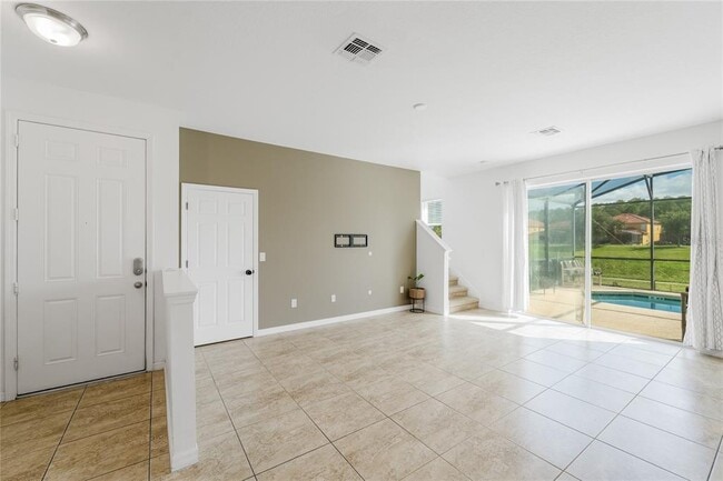 Building Photo - 851 Las Fuentes Dr