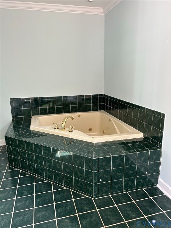 Building Photo - 2408 Ridge Rd