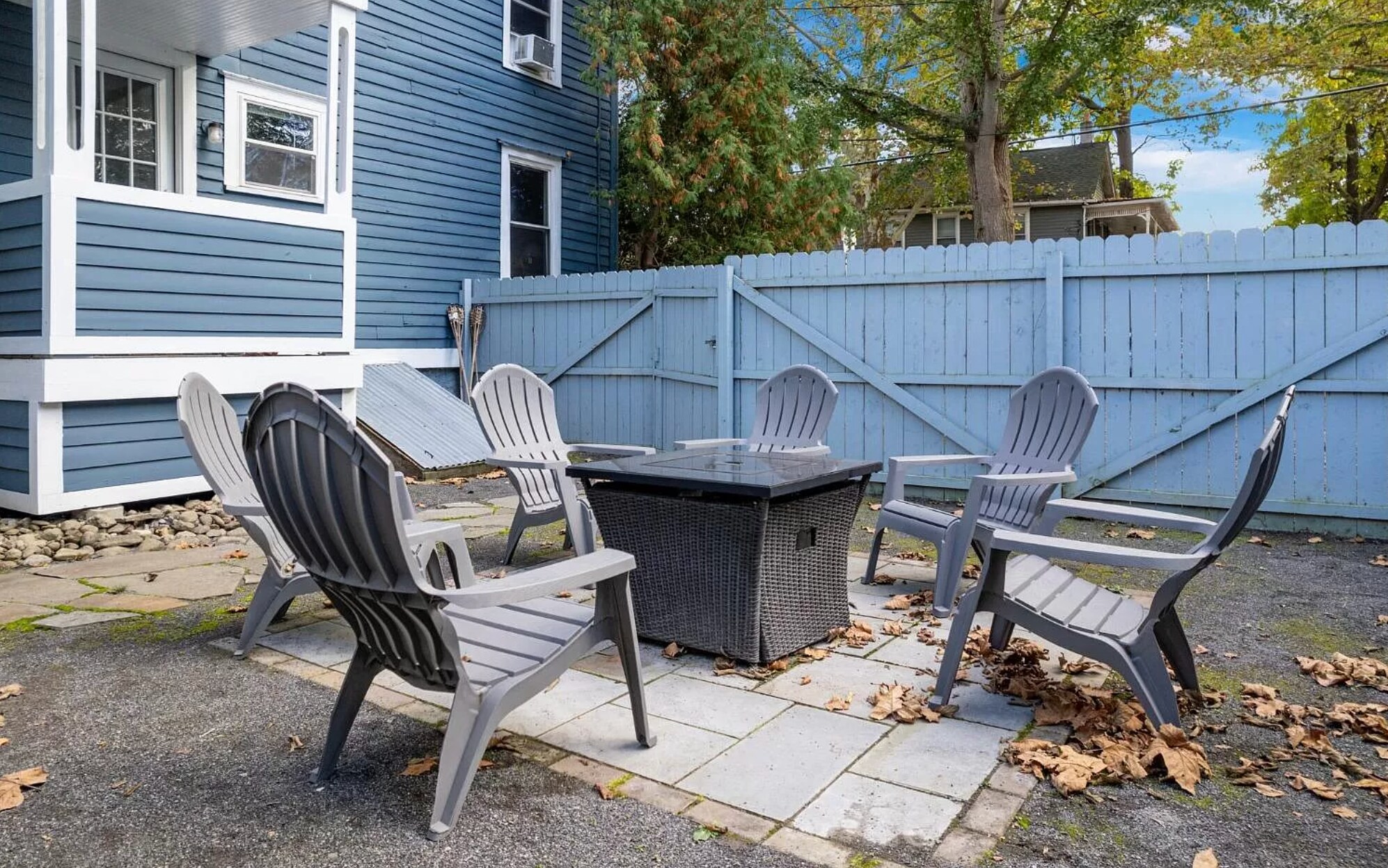 Building Photo - 136 Fayette St