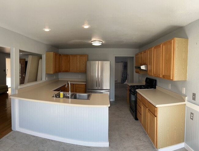 Building Photo - 12333 End St