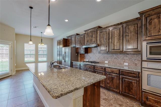 Building Photo - 10512 Wagon Wheel Way