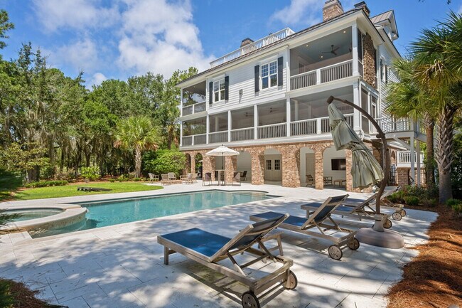 Building Photo - 743 Collins Meadow Dr