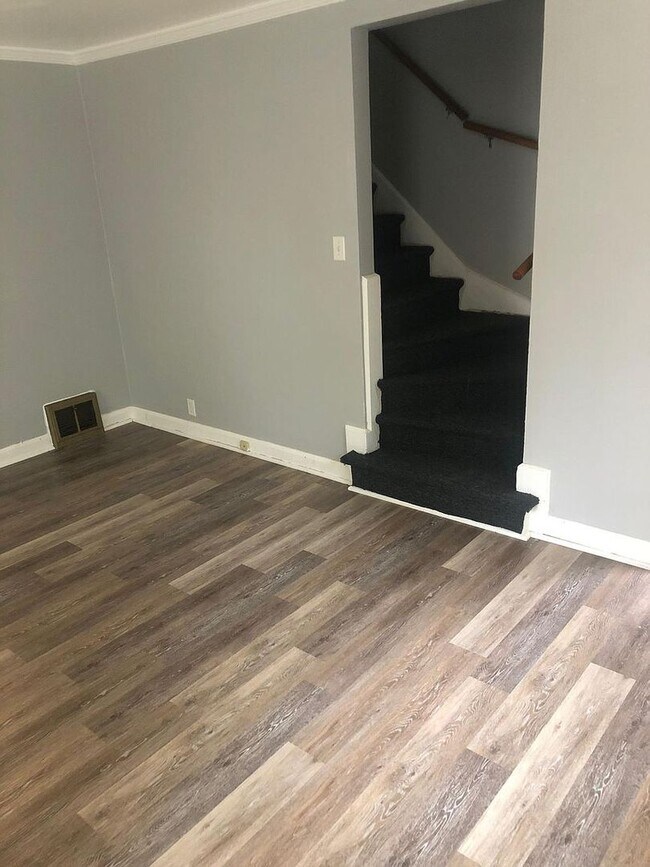 Building Photo - 4228-4230 N 39th St