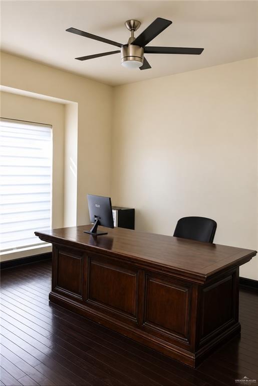 Building Photo - 310 Rio Grande Dr