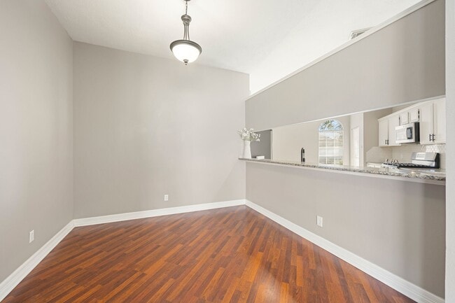 Building Photo - 4754 Widerop Ln