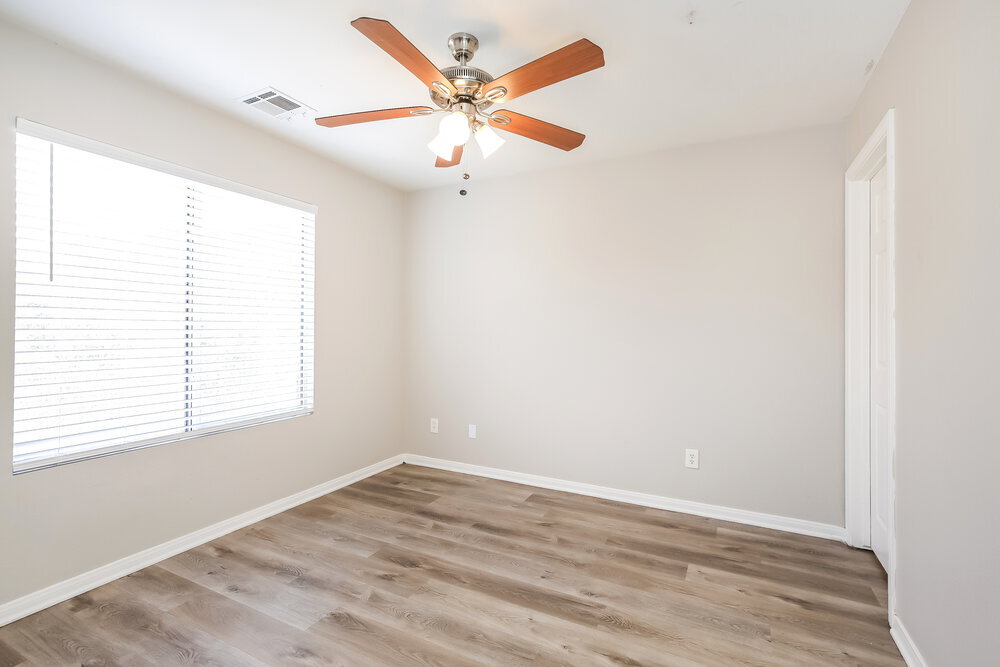 Building Photo - 5309 Las Cruces Heights St