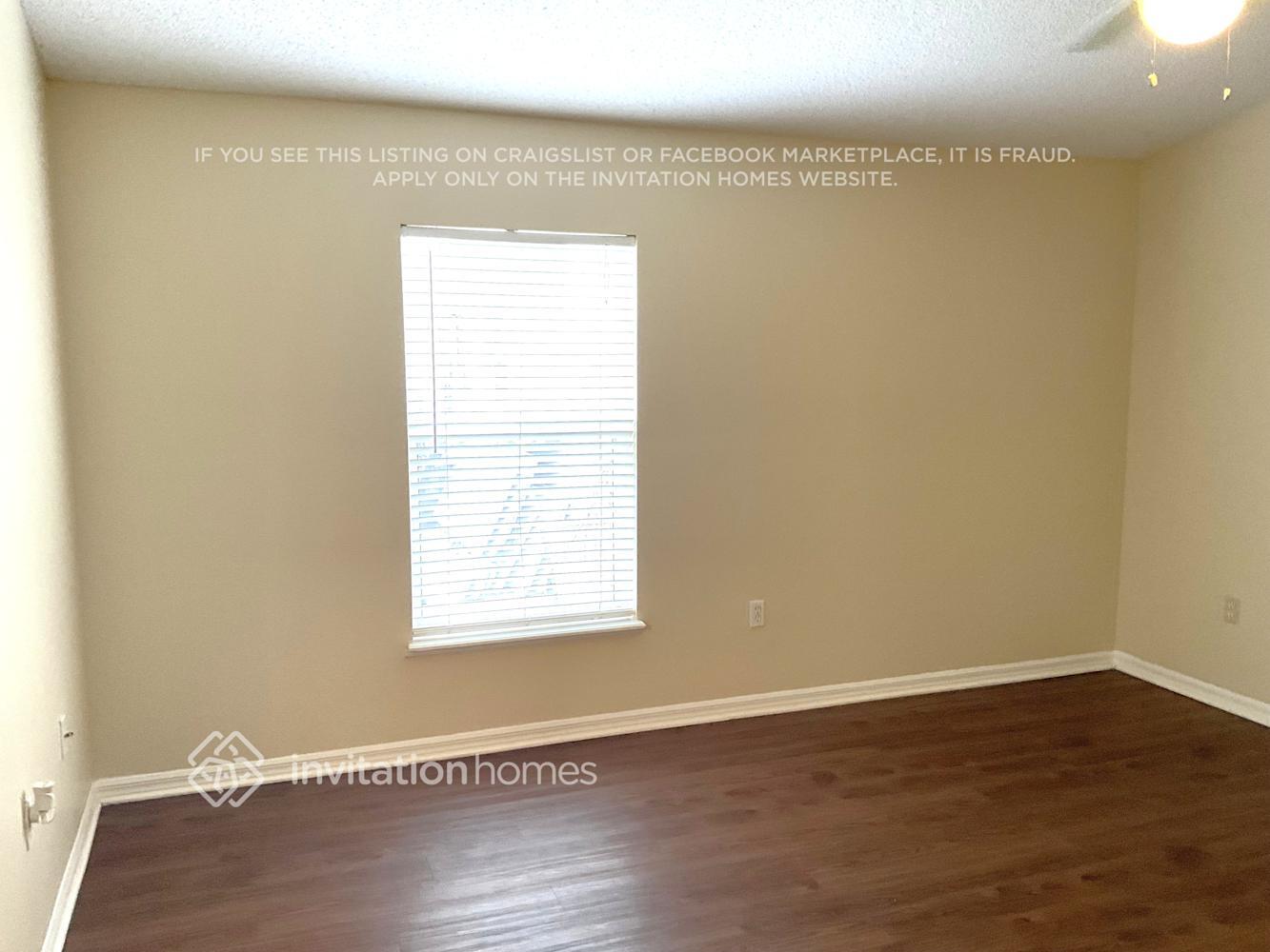 Building Photo - 3121 Turret Dr