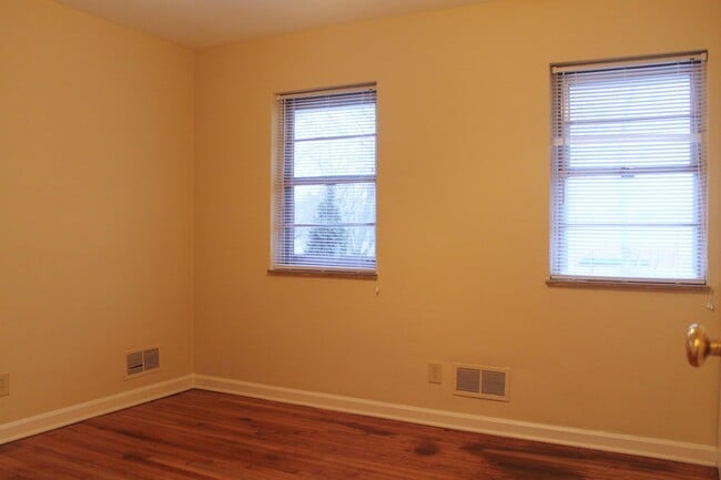 Building Photo - 2131 Coburn Blvd