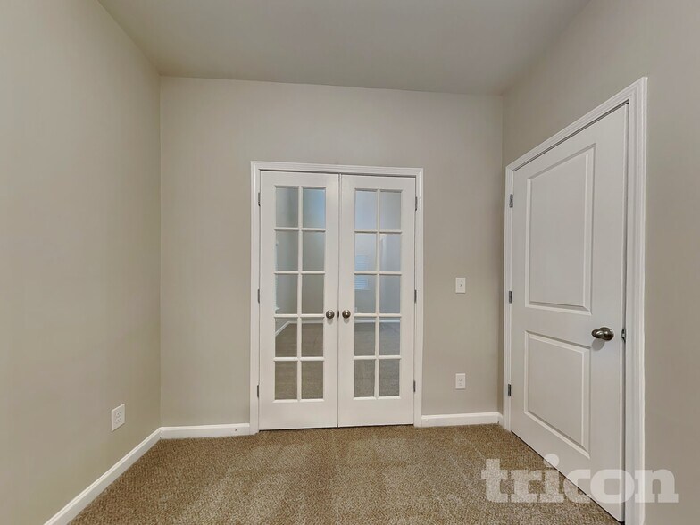 Building Photo - 143 Southwind Ln