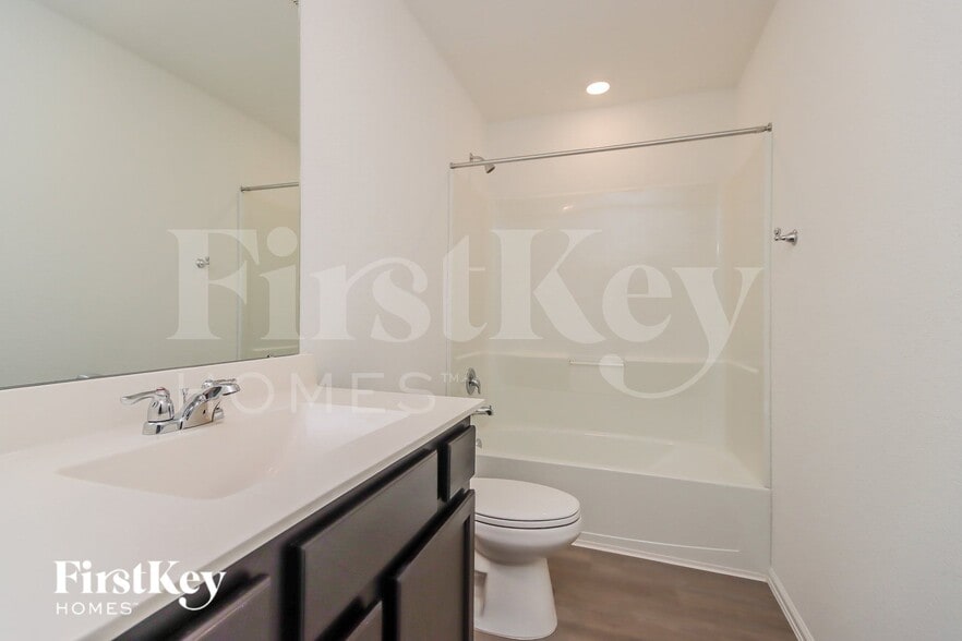 Building Photo - 18940 Caney Frst Dr